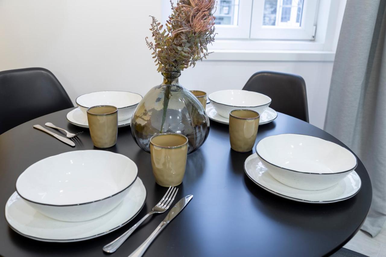 Stylish Apartment With An Arty Touch Fast Wifi Trieste Eksteriør billede